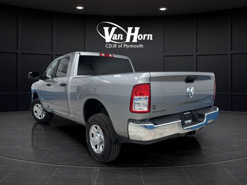 Used 2022 RAM 2500 Big Horn AWD/4WD image 4