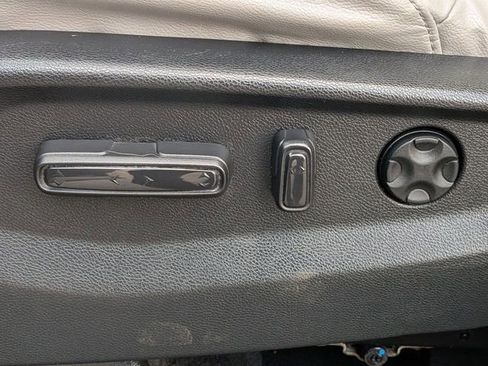 Used 2018 Honda CR-V EX-L image 18