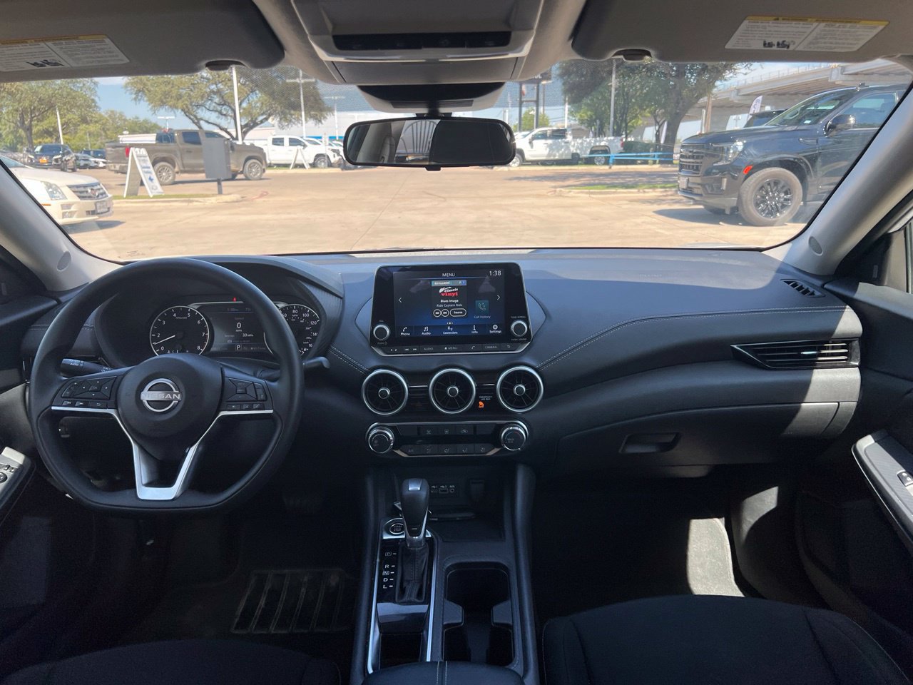 Used 2024 Nissan Sentra SV FWD image 13
