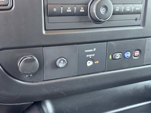 Used 2023 Chevrolet Express 2500 w/ Driver Convenience Package RWD image 14