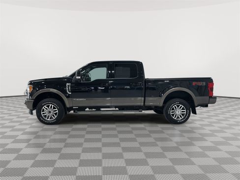 Used 2019 Ford F250 King Ranch w/ King Ranch Ultimate Package image 3