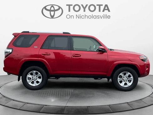 Used 2023 Toyota 4Runner SR5 Premium w/ Moonroof Package RWD image 7