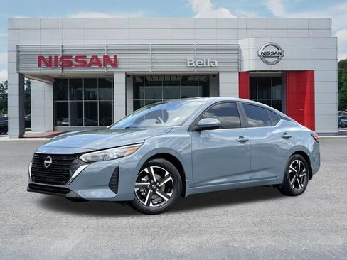 Used 2025 Nissan Sentra SV FWD image 1