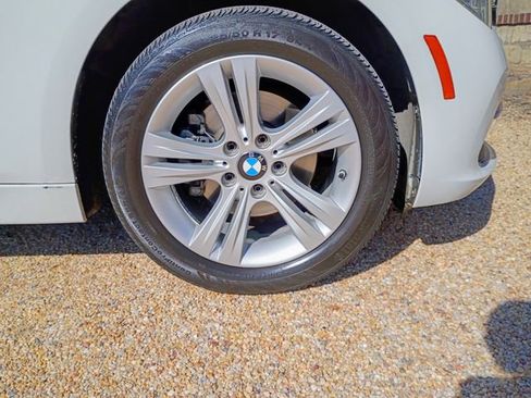 Used 2017 BMW 330i xDrive Wagon image 22