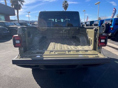 New 2026 Jeep Gladiator Willys AWD/4WD image 14