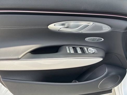 New 2026 Genesis GV70 2.5T AWD/4WD image 7