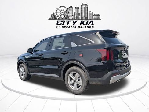 New 2026 Kia Sorento LX FWD image 3