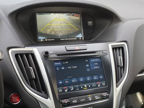 Used 2018 Acura TLX w/ Technology Package image 23