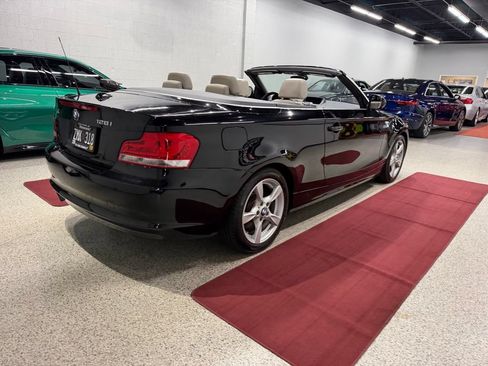 Used 2013 BMW 128i Convertible RWD image 18