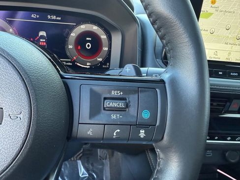 Certified 2023 Nissan Rogue Platinum image 31