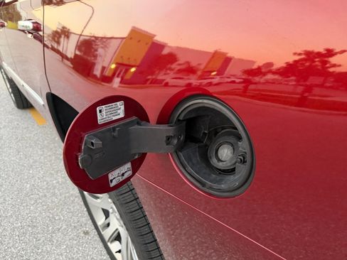 Used 2016 Cadillac Escalade Premium image 38