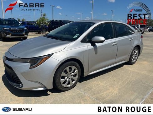 Used 2023 Toyota Corolla LE image 1