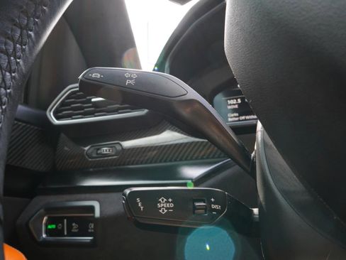 Used 2022 Lamborghini Urus image 29