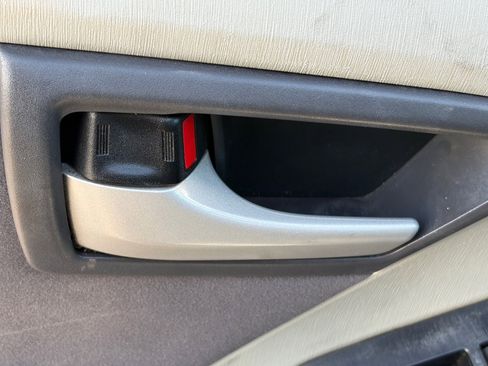 Used 2010 Toyota Prius FWD image 9