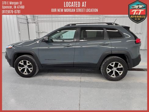 Used 2014 Jeep Cherokee Trailhawk w/ Comfort/Convenience Group AWD/4WD image 7