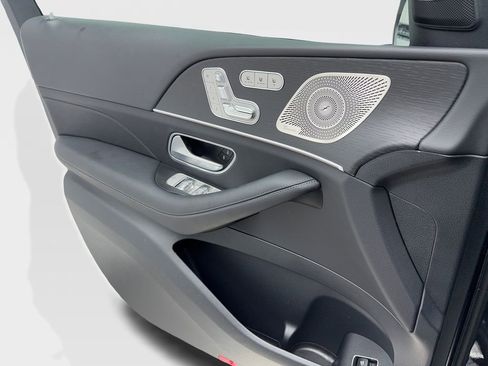 Used 2025 Mercedes-Benz GLE 350 4MATIC image 47