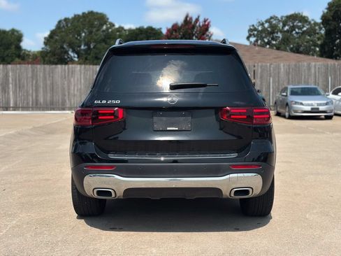 Used 2024 Mercedes-Benz GLB 250 image 5