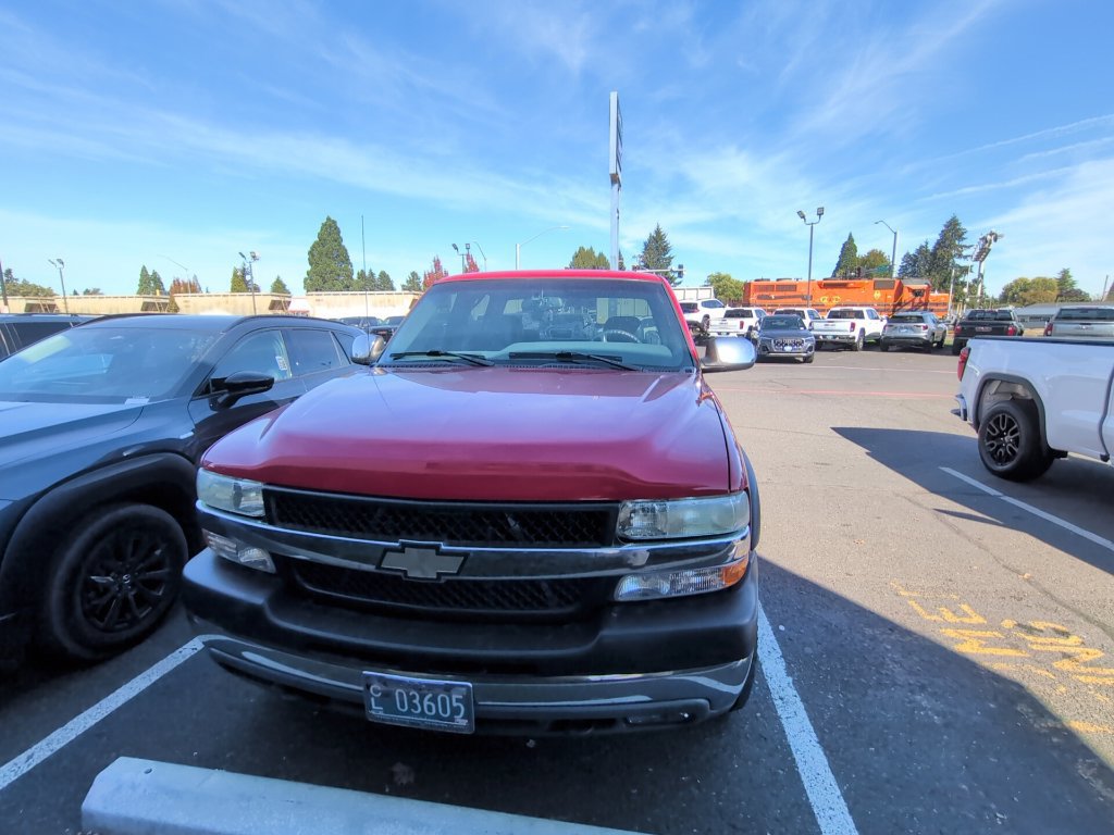Used 2002 Chevrolet Silverado 2500 LS w/ Electrical Convenience Pkg AWD/4WD image 10