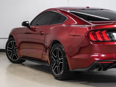 Used 2019 Ford Mustang Premium RWD image 13