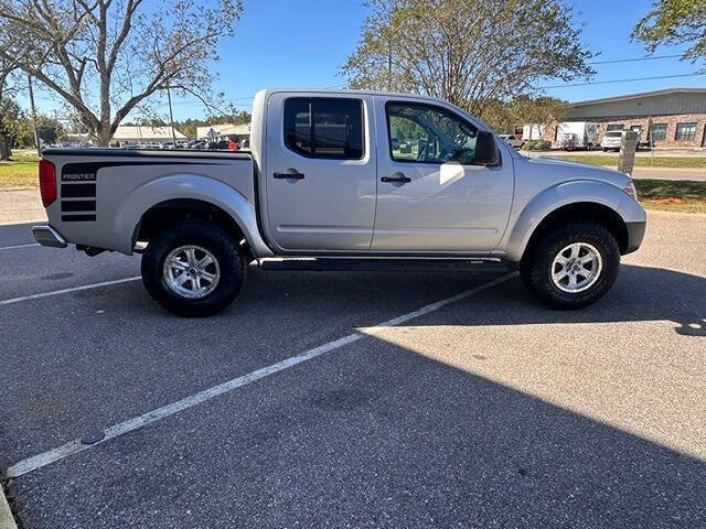 Used 2014 Nissan Frontier S AWD/4WD image 8