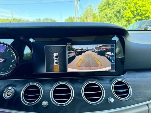 Used 2017 Mercedes-Benz E 300 4MATIC image 22