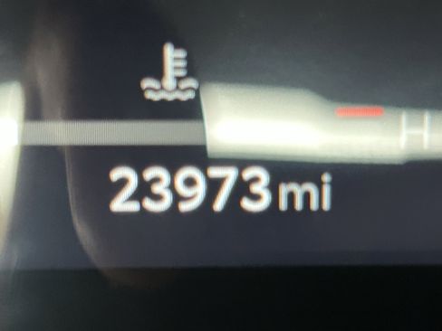 Used 2023 Toyota Highlander Platinum image 31