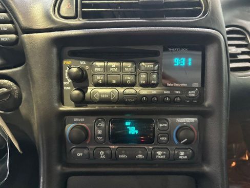 Used 2002 Chevrolet Corvette Z06 w/ Memory Pkg RWD image 4