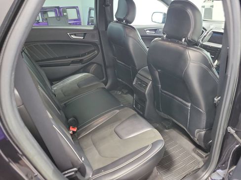 Used 2019 Ford Edge ST AWD/4WD image 18