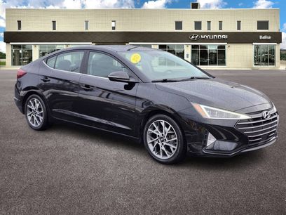 Used 2019 Hyundai Elantra Limited w/ Ultimate Package 02