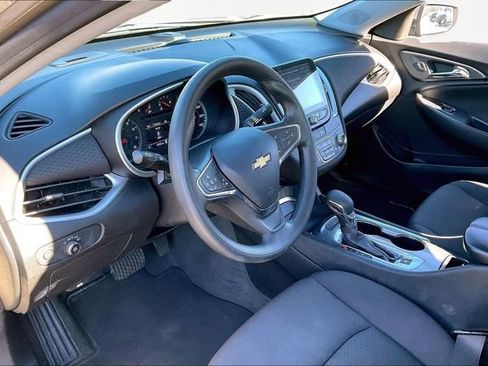 Used 2023 Chevrolet Malibu LT image 12