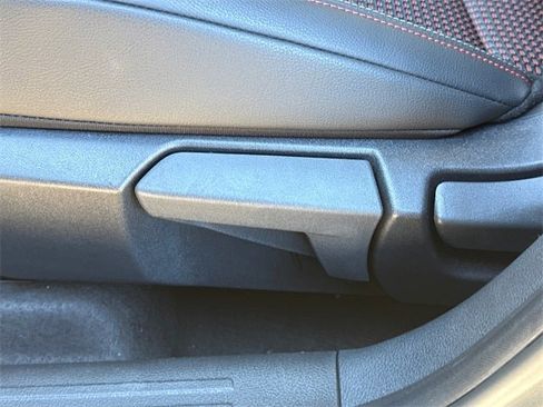 New 2026 Nissan Kicks SR w/ Cold Weather Package image 22