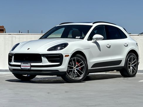 Used 2024 Porsche Macan S AWD/4WD image 1