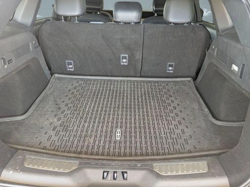 Used 2024 Lincoln Nautilus Reserve w/ Equipment Group 202A image 23