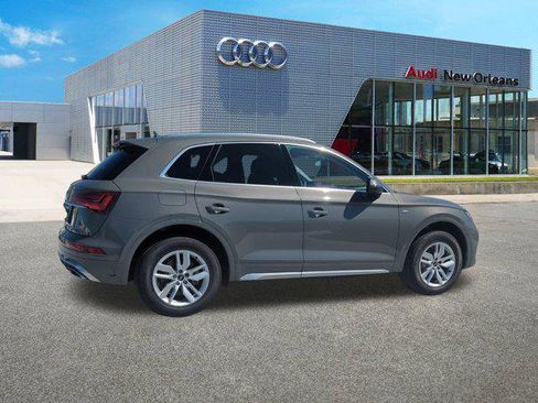 Certified 2024 Audi Q5 2.0T Premium w/ Convenience Package image 8