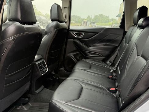 Used 2021 Subaru Forester Touring w/ Popular Package #2 image 19