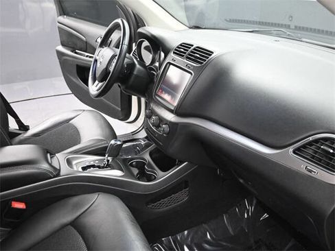 Used 2018 Dodge Journey Crossroad image 14