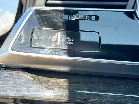 Certified 2025 Audi Q7 3.0T Prestige w/ Prestige Package image 35