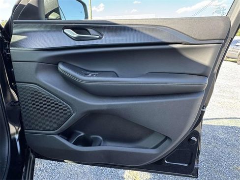 New 2025 Jeep Grand Cherokee Laredo X w/ Trailer Tow Package image 13