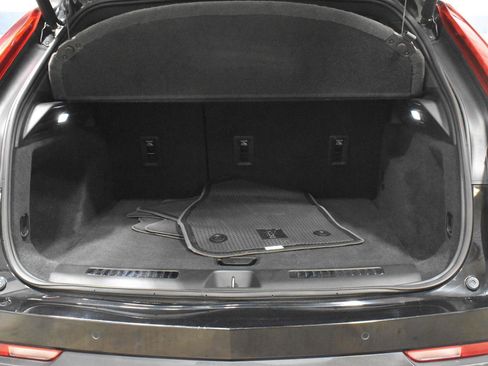 Used 2020 Cadillac XT4 Premium Luxury FWD image 29