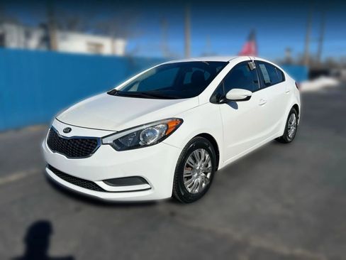 Used 2016 Kia Forte LX image 3