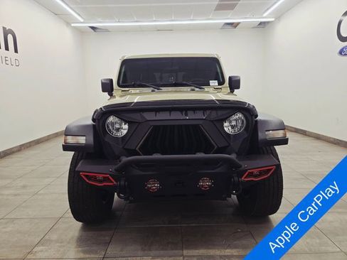 Used 2020 Jeep Gladiator Sport w/ Quick Order Package 24S AWD/4WD image 8