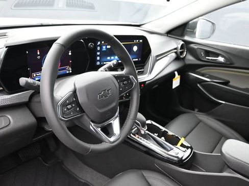 New 2026 Chevrolet Trax ACTIV FWD image 20