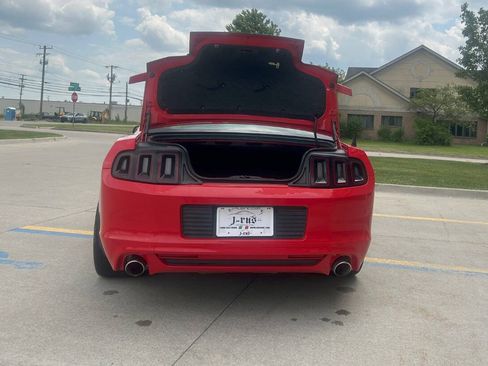 Used 2014 Ford Mustang GT Premium w/ Equipment Group 401A image 9