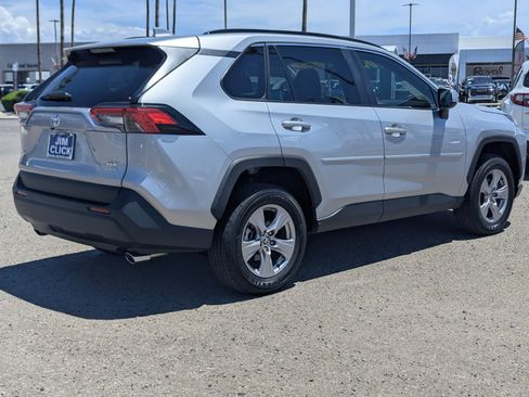 Used 2025 Toyota RAV4 XLE w/ Convenience Package AWD/4WD image 2