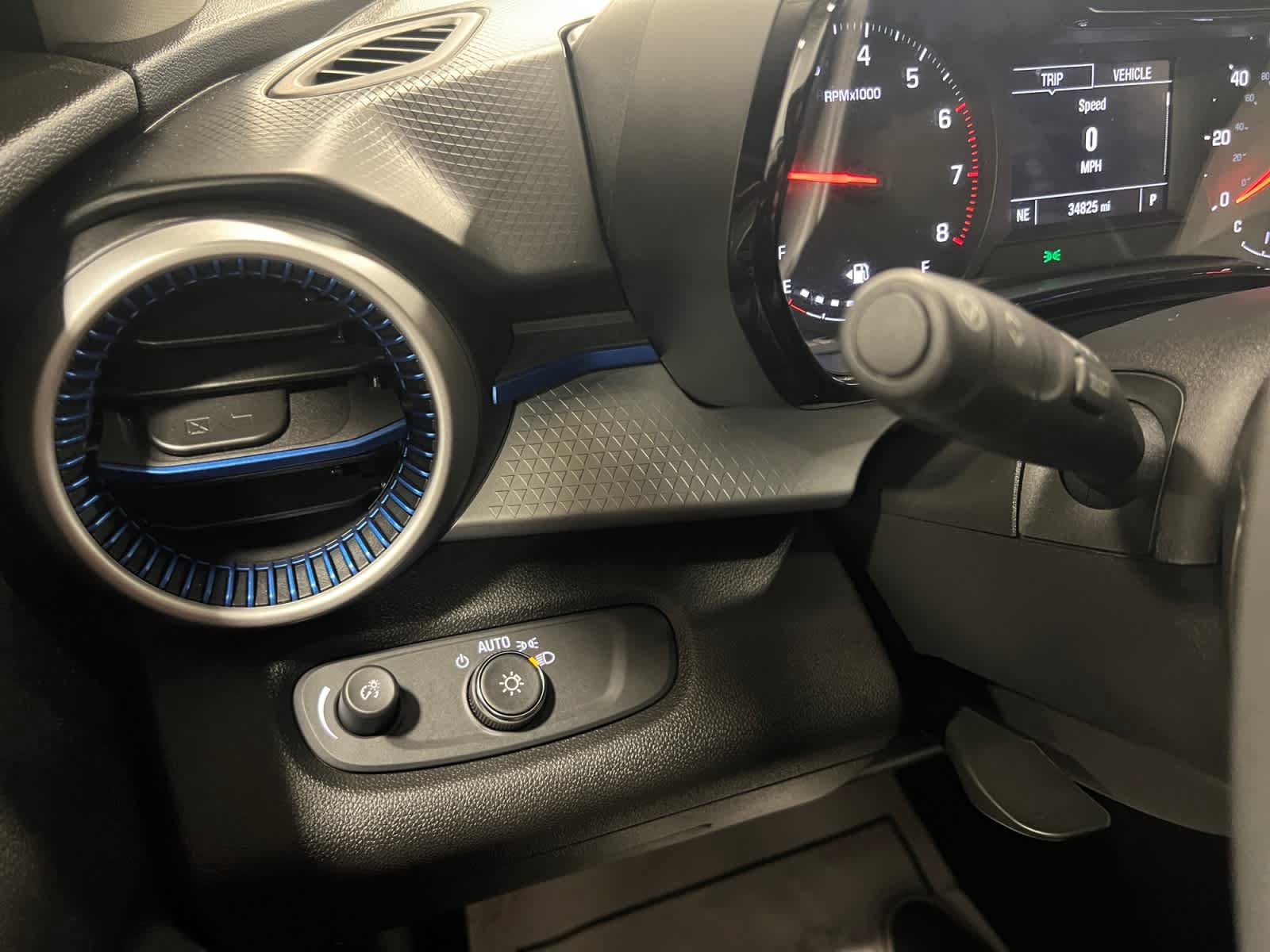 Used 2024 Chevrolet Trax LS FWD image 13