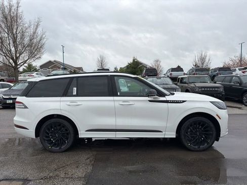 New 2026 Lincoln Aviator Reserve AWD/4WD image 4