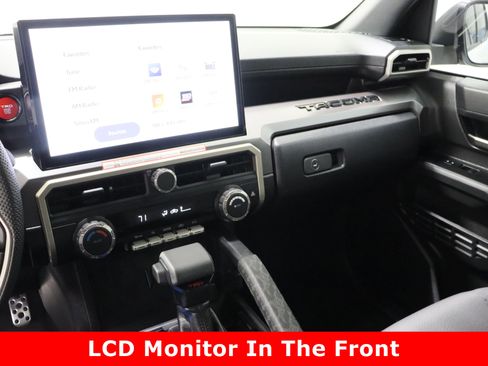 Used 2024 Toyota Tacoma TRD Sport image 15