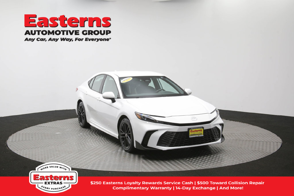 Used 2025 Toyota Camry SE FWD image 52
