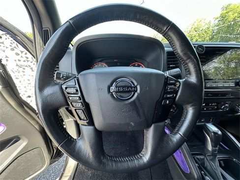 Used 2023 Nissan Frontier PRO-4X w/ Pro Convenience Package image 6