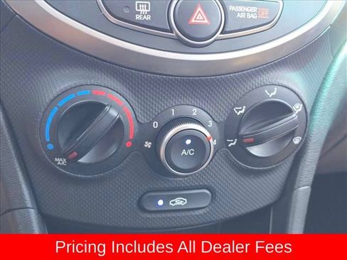 Used 2017 Hyundai Accent SE FWD image 25